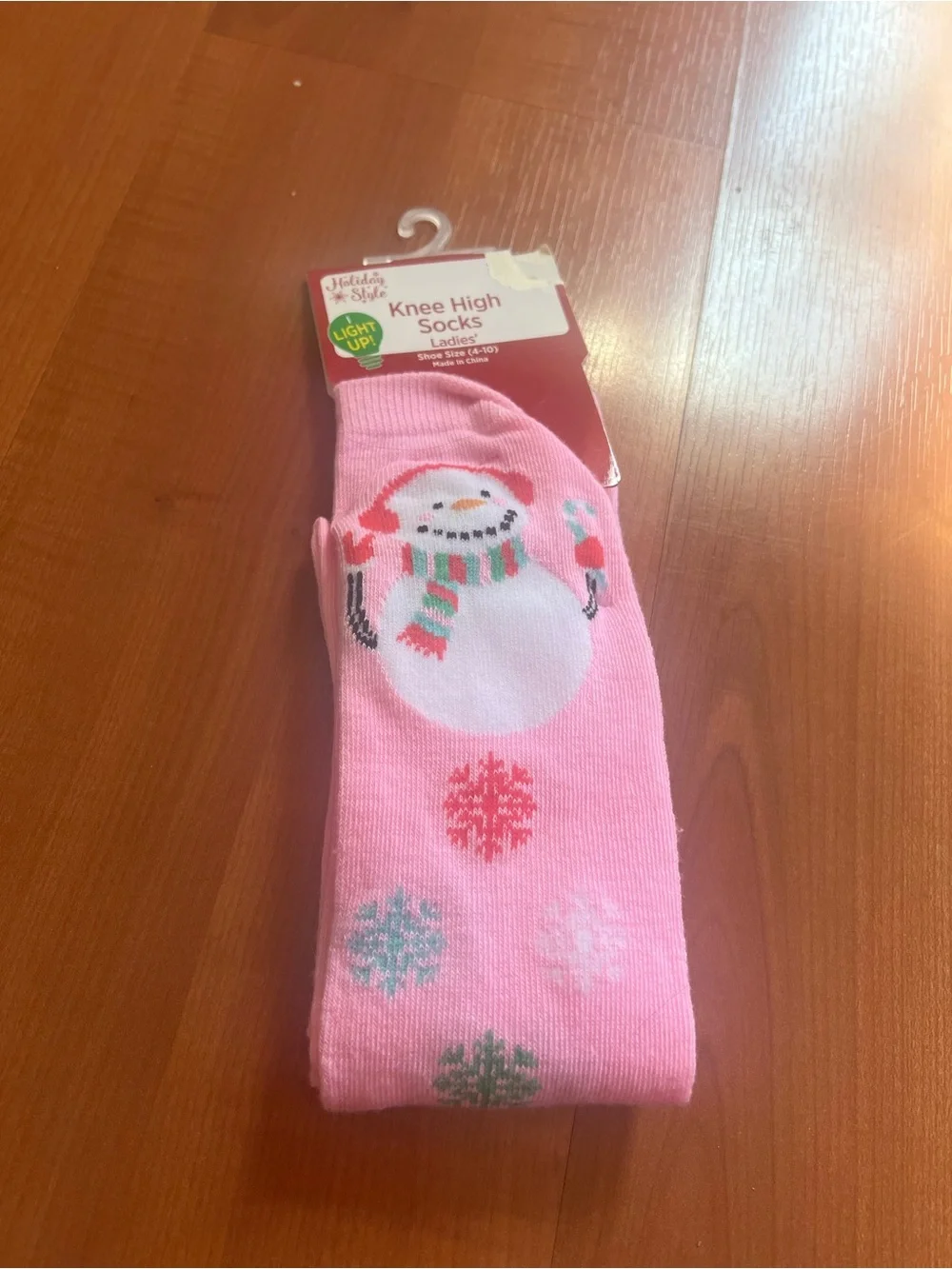 Holiday style light up knee high socks shoe sizes (4-10)